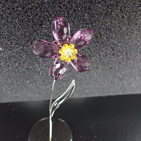 Swarovski Vintage Amethyst Pink/Purple Flower w/stand/Box. - Picture 4 of 8